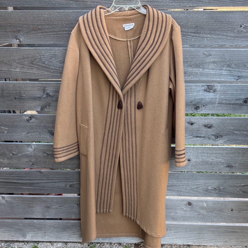 Vintage Silhouette Tan Women's Cardigan Coat